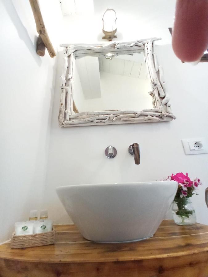 Deppy Cottage Porto Columbu - Perd'E Sali Ngoại thất bức ảnh