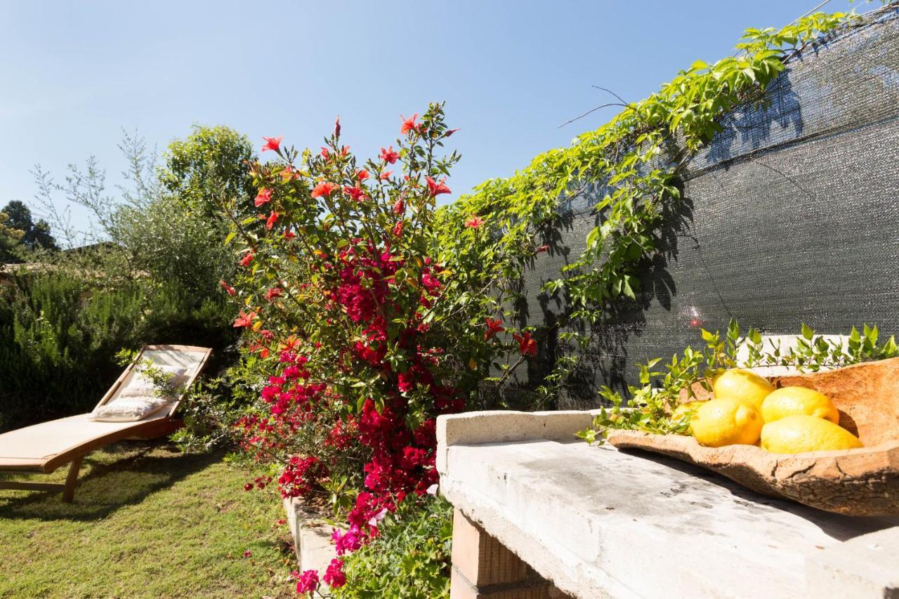 Deppy Cottage Porto Columbu - Perd'E Sali Ngoại thất bức ảnh